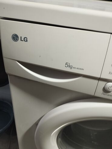 купить швейную машинку: Стиральная машина LG, Б/у, Автомат, До 5 кг