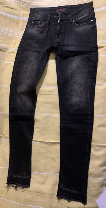 джинсы на резинке мужские: Джинсы S (EU 36), цвет - Серый