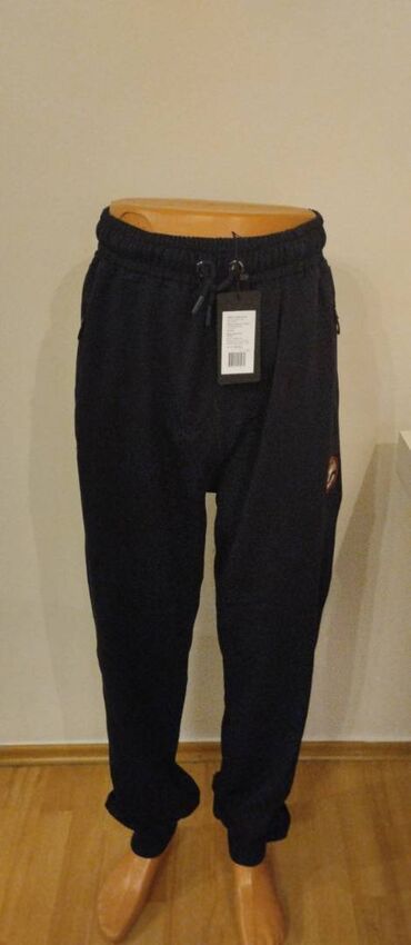 komplet trenerka crna: Men's Sweatsuit 2XL (EU 44), color - Black