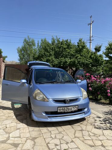 Honda: Honda Fit: 2002 г., 1.3 л, Вариатор, Бензиновая, Хэтчбэк — 8