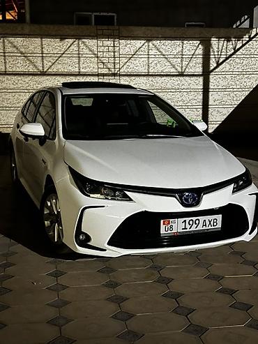 электромобиль машина цена: Toyota Corolla: 2022 г., 1.8 л, Вариатор, Гибрид, Седан — 4