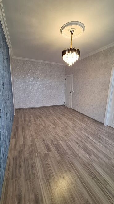 недвижимость в азербайджане: Баку, 3-ий микрорайон, 1 комната, Вторичка, м. Мемар Аджеми, 35 м²