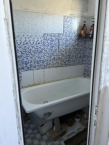 Продажа коттеджей и домов: Продаётся частный дом с большим крытым двором и отдельными — 15