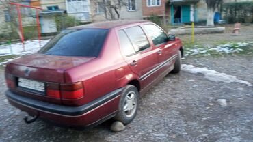 салон венто: Volkswagen Vento: 1994 г., 1.6 л, Механика, Бензин, Седан