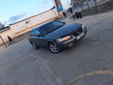 Toyota: Toyota Camry: 1998 г., 2.2 л, Автомат, Бензин, Седан