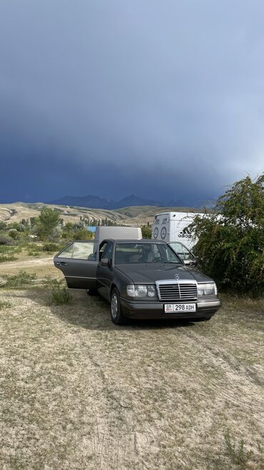 мерседес бенц рекс: Mercedes-Benz W124: 1991 г., 2.3 л, Автомат, Бензин, Седан