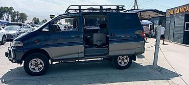 4х4 машина: Mitsubishi Space Gear: 1997 г., 2.8 л, Автомат, Дизель, Минивэн — 5