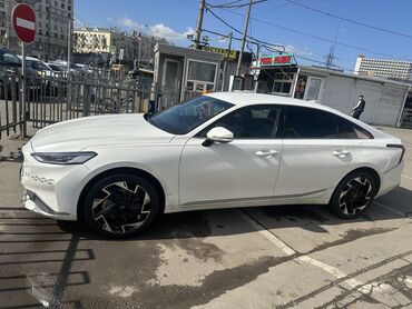 21099 продажа: Kia : 2021 г., 3 л, Автомат, Газ, Седан