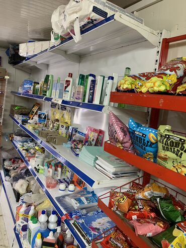 Торговля: Аренда бизнеса Магазин, Продукты, Вместе с: Лицензии и разрешения, Оборудование и мебель