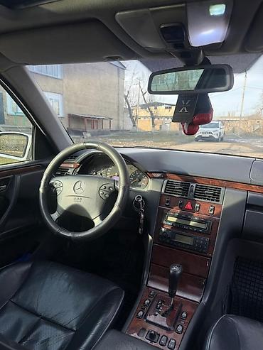 Mercedes-Benz: Mercedes-Benz E-Class: 1999 г., 3.2 л, Автомат, Бензин, Седан — 5