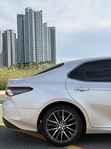 Toyota: Toyota Camry: 2021 г., 2.5 л, Автомат, Бензин, Седан — 9