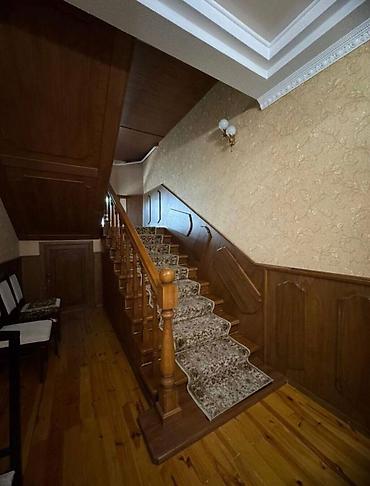 Продажа коттеджей и домов: 5 и более комнат, 280 м², 3 соток, Бишкек, Агентство недвижимости — 13