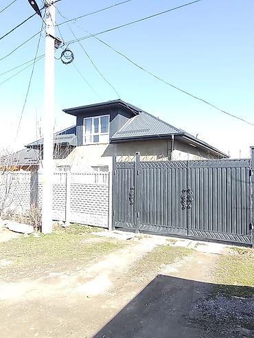 Продажа коттеджей и домов: Срочно Арашан айылынан чон мансардный там сатылат участок 10 соток мал — 2