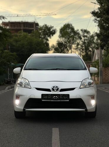 приус альфа: Toyota Prius: 2014 г., 1.8 л, Автомат, Гибрид, Седан
