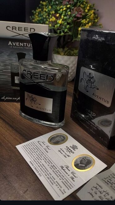 Ətriyyat: Lüks kişi ətirləri seçimi - Dior Sauvage (Eau de Toilette): Tünd mavi — 2