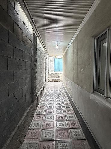 Продажа домов: 3 комнаты, 47 м², Бишкек, Восток-5 мкр Собственник — 6