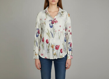 czarne spodnie i koszula: Women`s shirt, size S