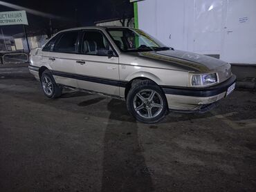 скупка старых автомобилей: Volkswagen Passat: 1989 г., 1.8 л, Механика, Бензин, Седан