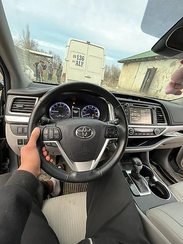 прадо 2010: Toyota Highlander: 2019 г., 3.5 л, Автомат, Бензин, Кроссовер — 1