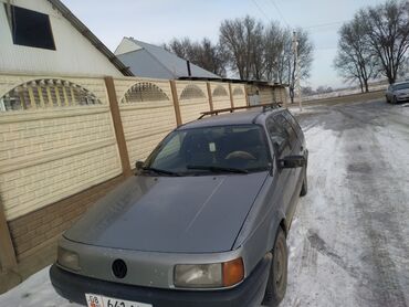 Volkswagen: Volkswagen Passat: 1988 г., 1.8 л, Механика, Бензин, Универсал