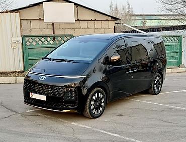 Hyundai: Hyundai Staria: 2025 г., 2.2 л, Автомат, Дизель, Минивэн — 1