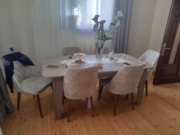 Yataq otağı dəstləri: Qonaq otağı üçün, İşlənmiş, Açılan, Kvadrat masa, 6 stul