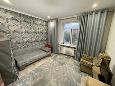 Продажа квартир: 2 комнаты, 50 м², Сталинка, 3 этаж, Старый ремонт