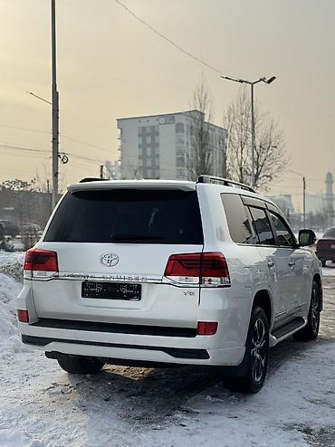 Toyota: Toyota Land Cruiser: 2017 г., 4.6 л, Автомат, Бензин, Внедорожник — 7