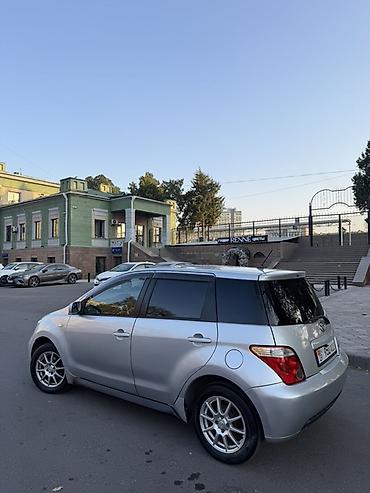 левое крыло тойота ист: Toyota Ist: 2002 г., 1.3 л, Автомат, Бензин, Хэтчбэк — 3
