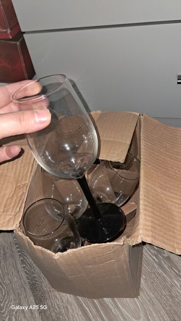 Digər dəstlər və servizlər: Şüşə qablar və stəkanlar dəsti - Dondurma/kokteyl üçün şüşə qablardan — 4