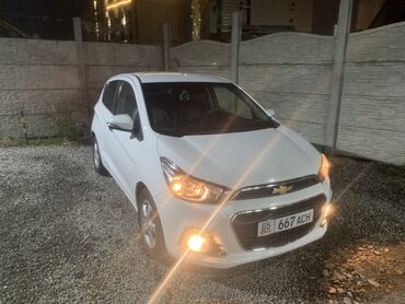 Chevrolet: Chevrolet Spark: 2016 г., 1 л, Вариатор, Бензин, Универсал