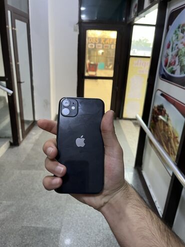 en yaxsi modem hansidir: IPhone 11, Qara, Face ID