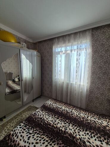 Qonaq otağı dəstləri: Yeni, Divan — 11