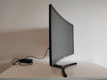 Monitori: Acer Zakrivljen Monitor Nitro 144Hz Acer zakrivljen monitor ED242QR — 8
