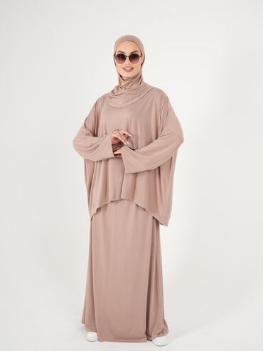 Другая женская одежда: Комплект для мусульманской женщины, состоящий из длинной юбки и — 7