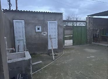 evler satisi: 3 otaqlı, 80 kv. m, Kredit yoxdur, Orta təmir — 5