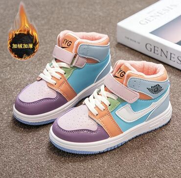 мужские б у кроссовки: Кроссовки зелёные серые синие размеры 41, 42, 41, 31, 39