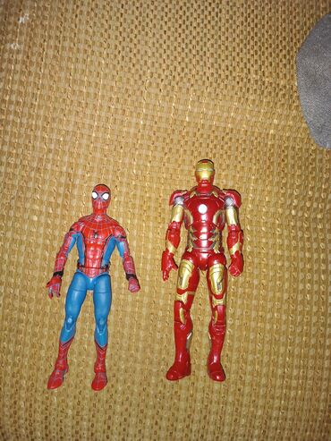 Oyuncaqlar: Коллекционные фигурки -Марвел -человек паук, Халк оригиналы, все — 9