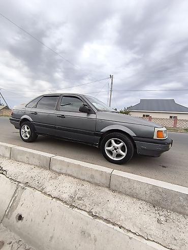 Volkswagen: Volkswagen Passat: 1989 г., Механика, Бензин, Седан — 9