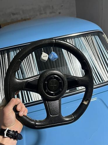 niva qosqu yeri: Sadə, Universal auto, momo, 2025 il, Karbon, İşlənmiş — 1