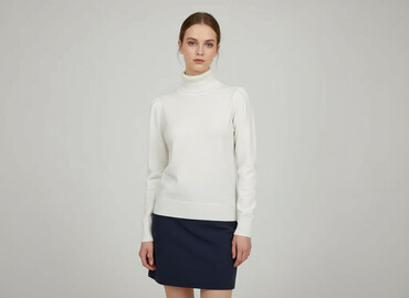 Turtlenecks: Women`s golf, size S