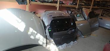 Кузовные детали: Nissan MİKRA 2014 г., Япония, Самовывоз — 2