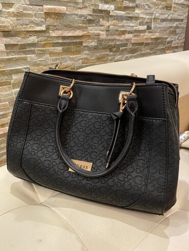 mona maslinasta torba: Shoulder bag, Guess, Material: Leather