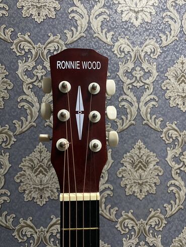 диктофон купить бишкек: Гитара шести струнная RONNIE WOOD
AG 38