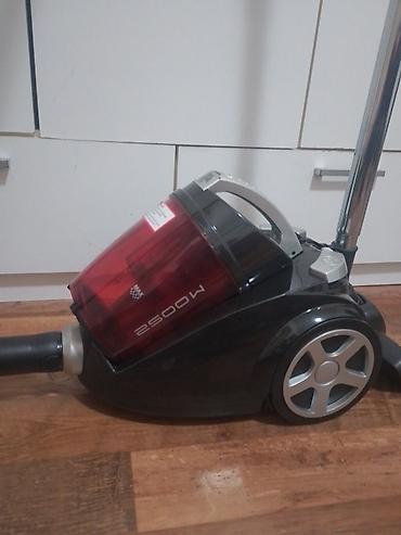 Klasični usisivači: Usisivac DIRT DEVIL je potpuno ispravan, u odlicnom stanju sa sitnim — 1