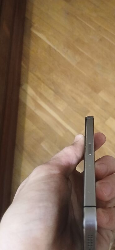 scaner: Samsung Z Flip, rəng - Gümüşü, Barmaq izi