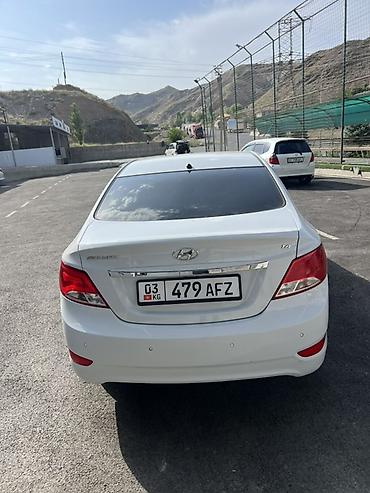 мерс 1 8: Hyundai Accent: 2018 г., 1.4 л, Вариатор, Бензин, Седан — 5