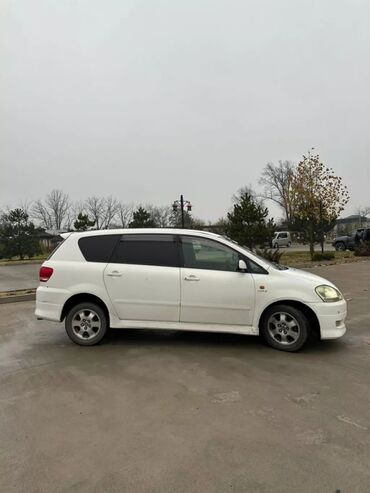 тоета прада: Toyota Ipsum: 2002 г., Автомат, Бензин, Минивэн