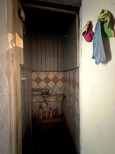 Продажа квартир: 3 комнаты, 48 м² — 6