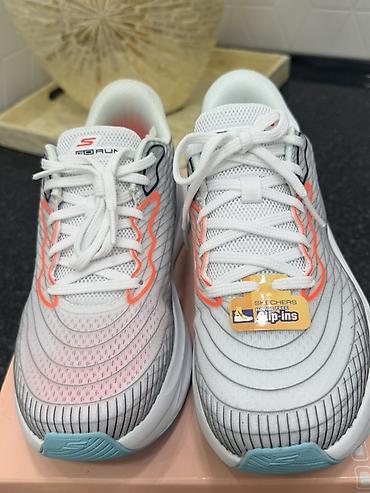 run: Кроссовки, 37.5, Skechers, Новый, цвет - Белый, Самовывоз — 2